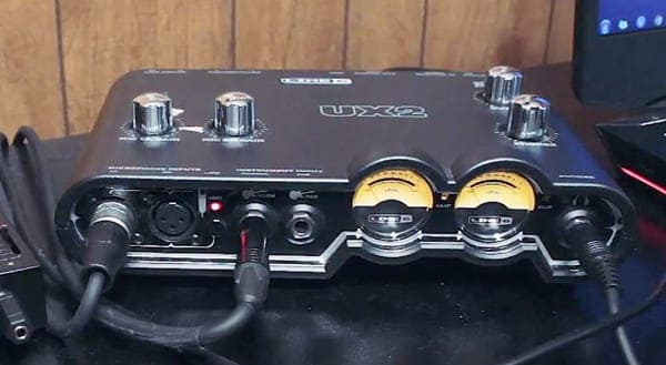 Line6 Pod Studioの使い方と違い Gx Ux1 Ux2を比較 エスムジカ